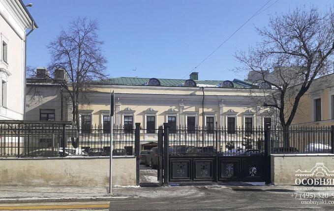 в Подсосенском, 23, площадь 1253 м