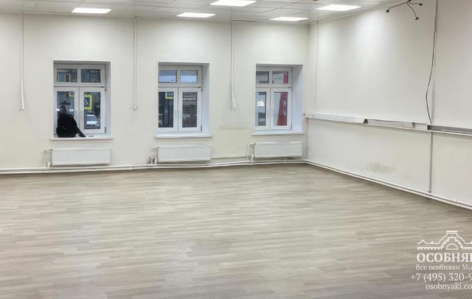 на Большой Полянке, 29, площадь 390 м