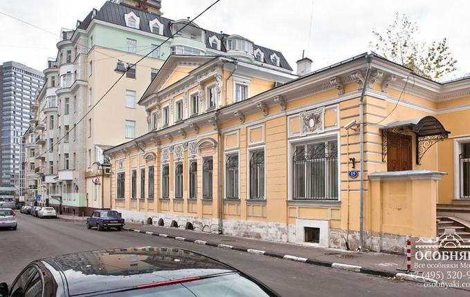 в Трубниковском переулке, 15, площадь 1008 м