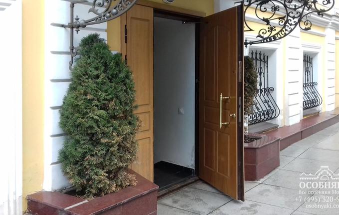 на Чаплыгина, 9, площадь 1266 м