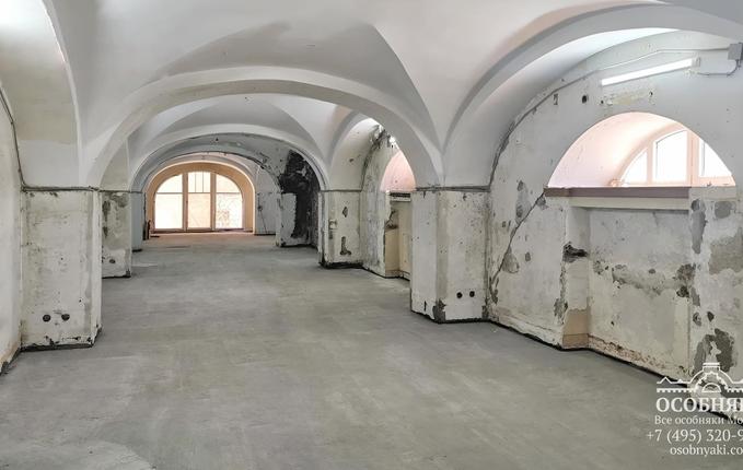 на Каретном Ряду, 6, площадь 1204 м