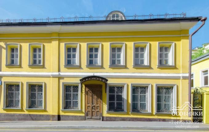 в Большом Сухаревском переулке, 5, площадь 900 м