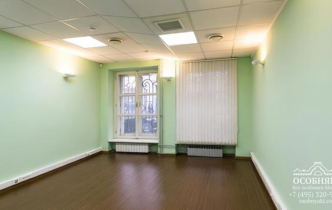 в Большом Сухаревском переулке, 5, площадь 900 м