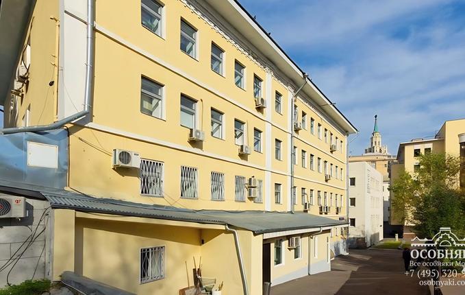 на Каланчёвской улице, 11, площадь 1980 м