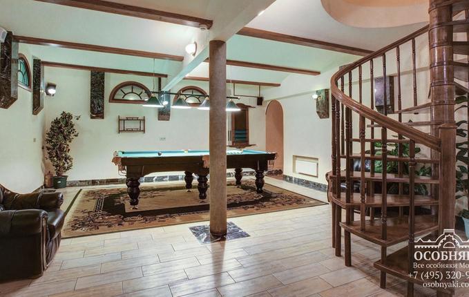 на Дербеневской улице, 11, площадь 3381 м