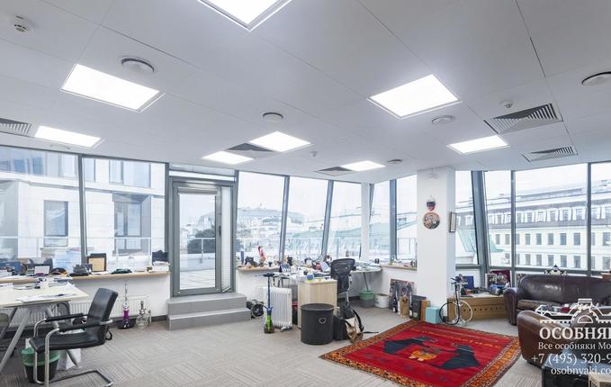 на Садовнической, 14, площадь 7833 м