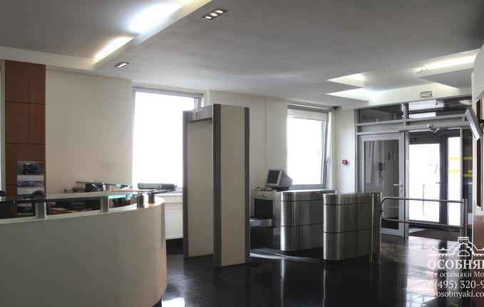 в переулке Коробейников, 1, площадь 2640 м