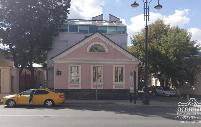 на Большой Ордынке, 44, площадь 532 м