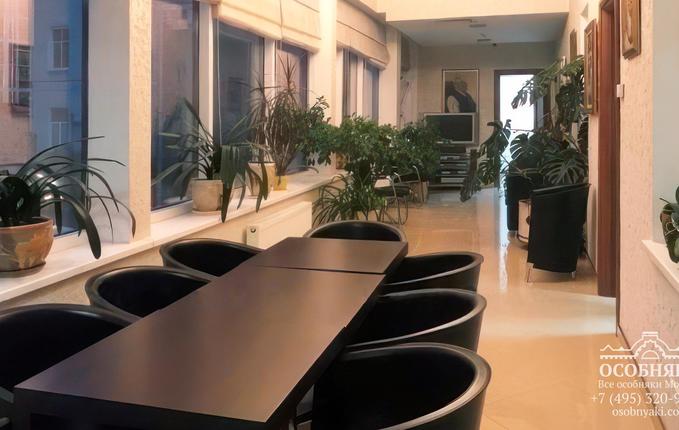 на Марксистской, 14, площадь 1735 м