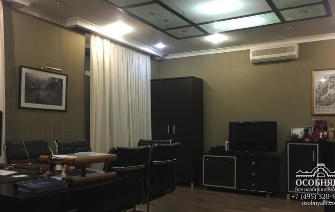 на улице Фридриха Энгельса, 75, площадь 690 м