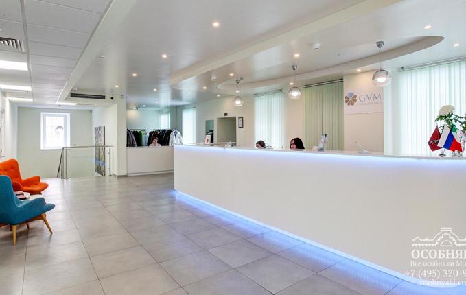 в 1-м Смоленском переулке, 7, площадь 2200 м