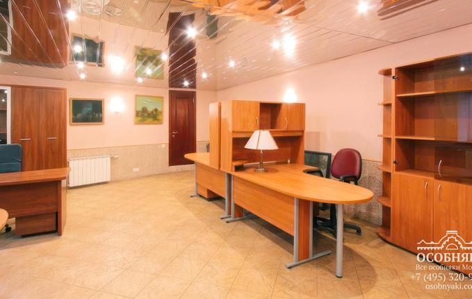 в Каланчёвском тупике, 9, площадь 498 м