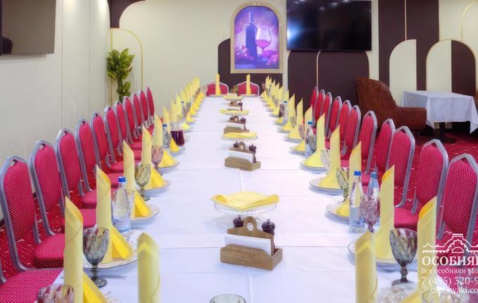 в Каланчёвском тупике, 9, площадь 498 м