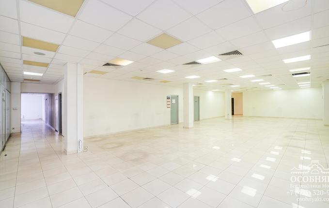 в 3-м Самотечном переулке, 11, площадь 2399 м