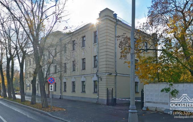 на Госпитальной улице, 14, площадь 1677 м