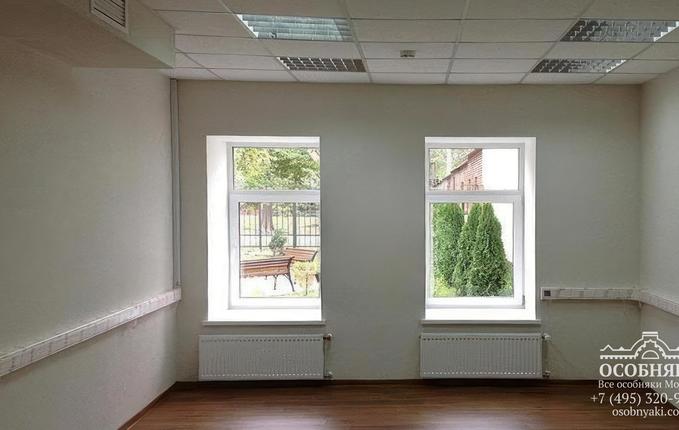 на Большой Серпуховской улице, 25, площадь 810 м