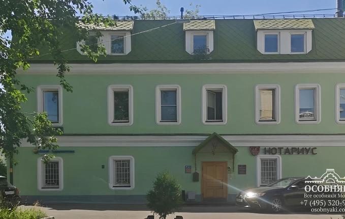 в Пятницком переулке, 3, площадь 268 м