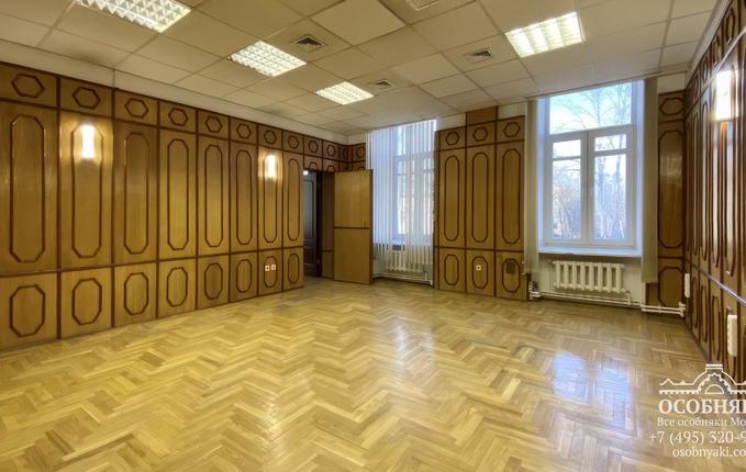 на улице Александра Солженицына, 8, площадь 800 м