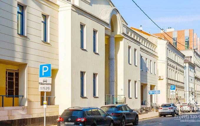 на Машкова, 9, площадь 1276 м