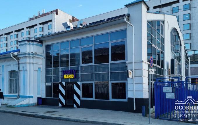 на площади Киевского Вокзала, 2, площадь 722 м