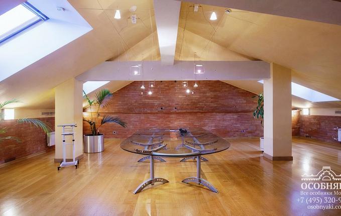 на Большой Якиманке, 17, площадь 3000 м