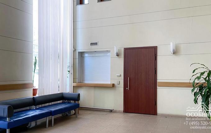 в Тихвинском переулке, 11, площадь 5036 м