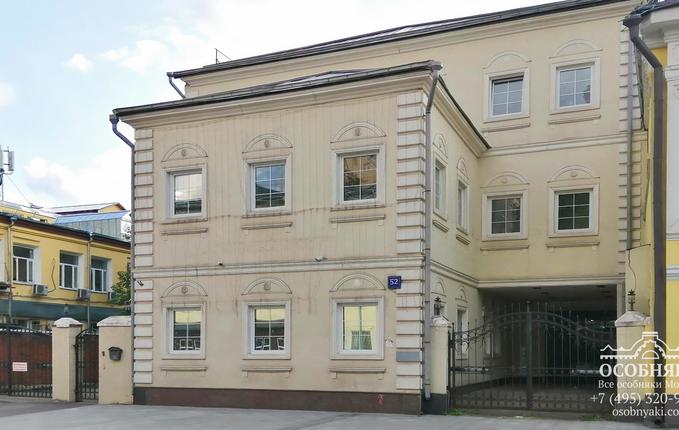 на Садовнической улице, 52, площадь 1224 м