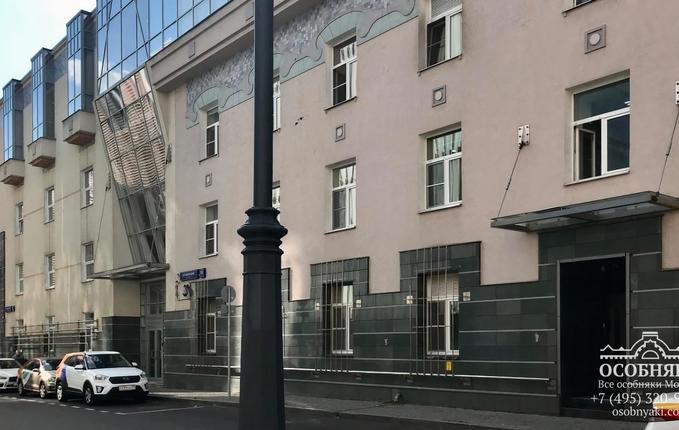 в Бутиковском переулке, 14, площадь 1406 м