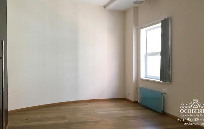 в Бутиковском переулке, 14, площадь 1406 м