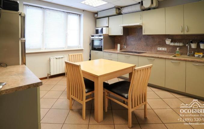 на проспекте Вернадского, 125, площадь 952 м