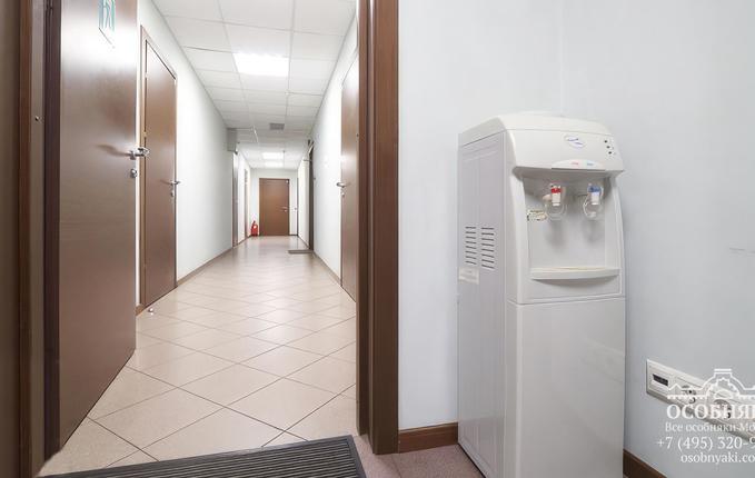 на проспекте Вернадского, 125, площадь 952 м