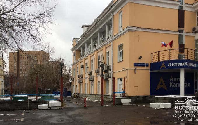 в Наставническом переулке, 1, площадь 1208 м