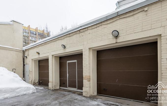 в Скатертном переулке, 14, площадь 1368 м