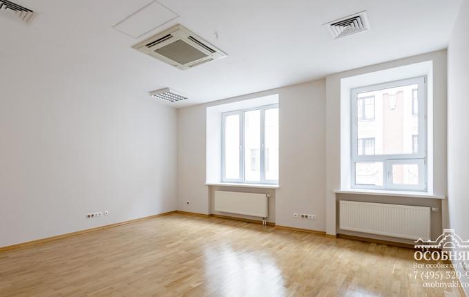 в Скатертном переулке, 14, площадь 1368 м