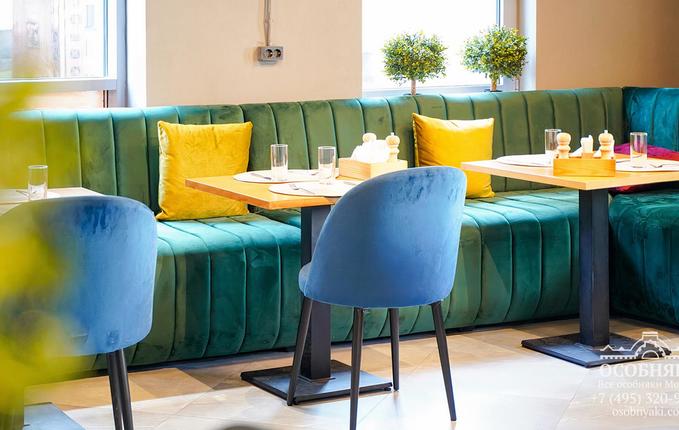 на Ладожской улице, 11/6, площадь 1860 м