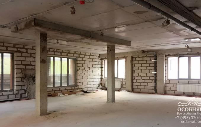 на Ладожской улице, 11/6, площадь 1860 м