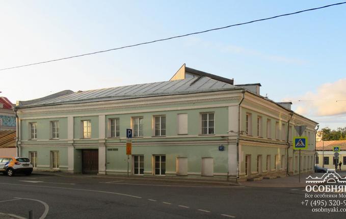 на Гончарной улице, 17, площадь 995 м