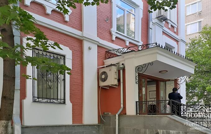 в Гагаринском переулке, 29, площадь 872 м