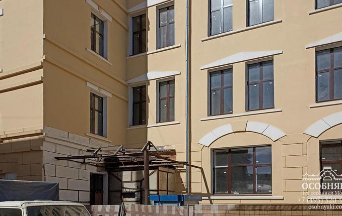 в Малом Каретном переулке, 11, площадь 3800 м