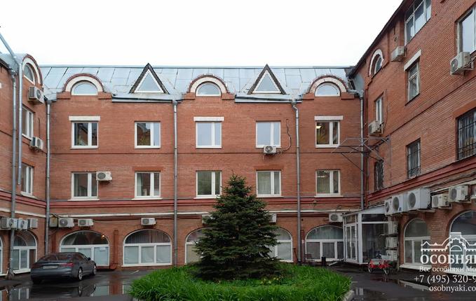 в Большом Дровяном переулке, 8, площадь 4418 м