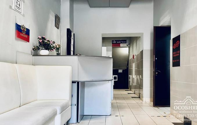 в Большом Дровяном переулке, 8, площадь 4418 м