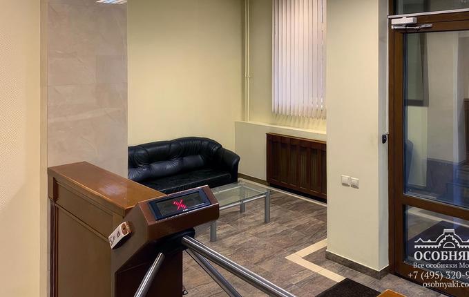 на Земляном Валу, 7, площадь 2150 м