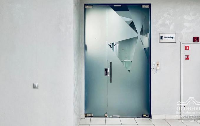 на малой Сухаревской площади, 12, площадь 11834 м