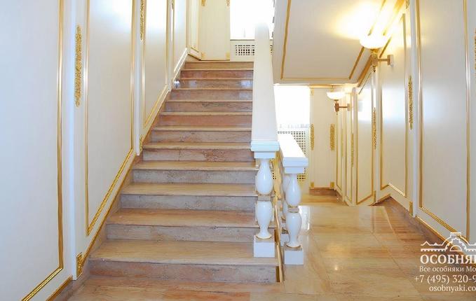 на Большой Серпуховской, 7, площадь 2526 м