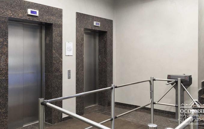 в Большом Демидовском переулке, 12, площадь 6270 м