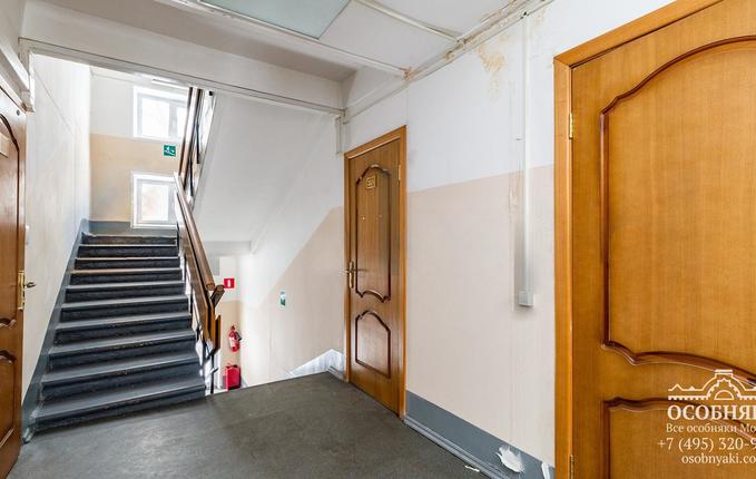 на улице Народного Ополчения, 29, площадь 2864 м