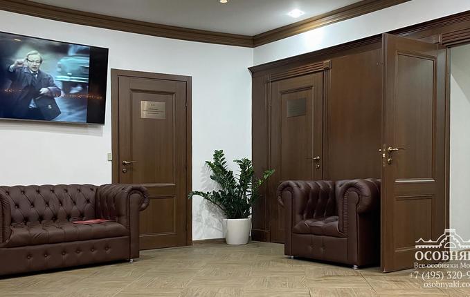 на Верхней Красносельской, 20, площадь 867 м