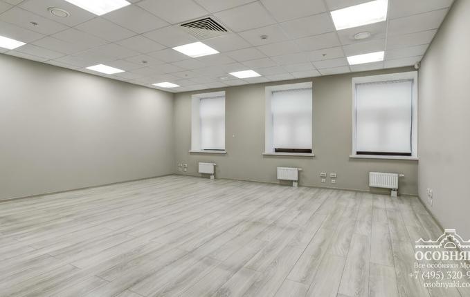 в Вознесенском переулке, 11, площадь 980 м