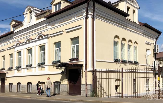 на Гончарной улице, 11, площадь 630 м