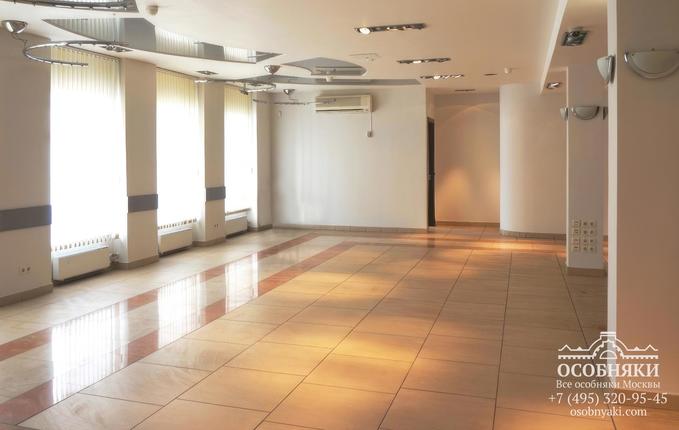 на Озерковской набережной, 12, площадь 959 м